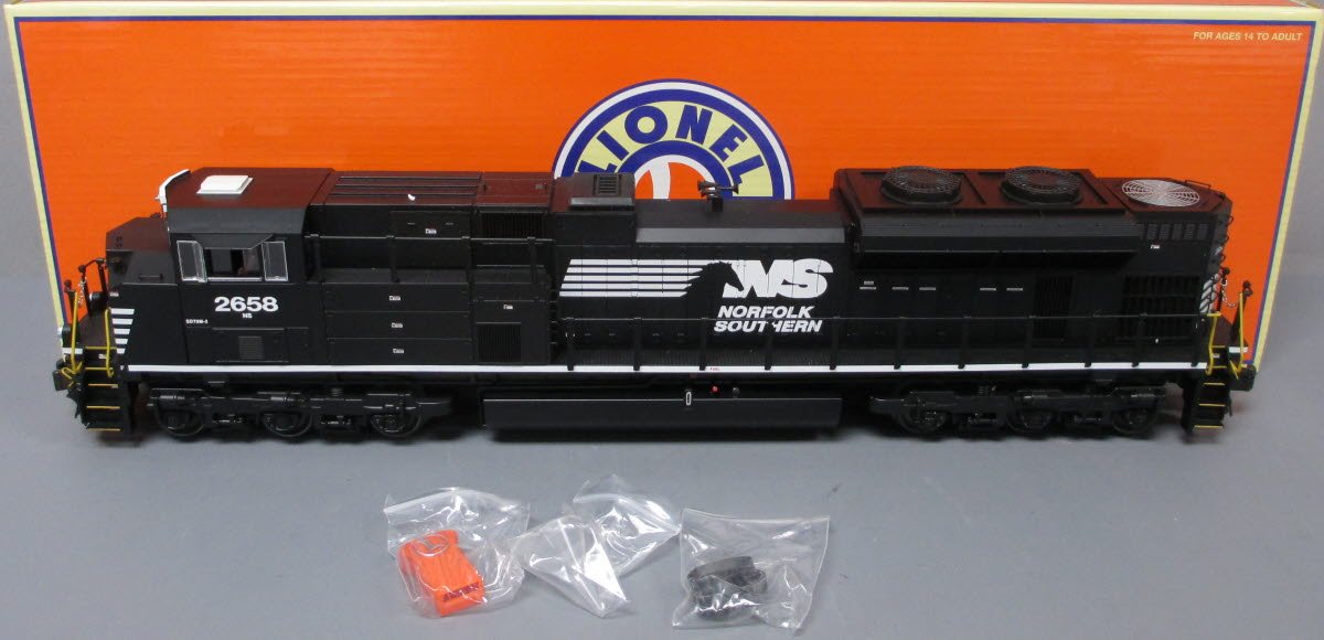 Lionel 6-34612 O Gauge Norfolk Southern Legacy SD70 M-2 Diesel Locomotive #2658