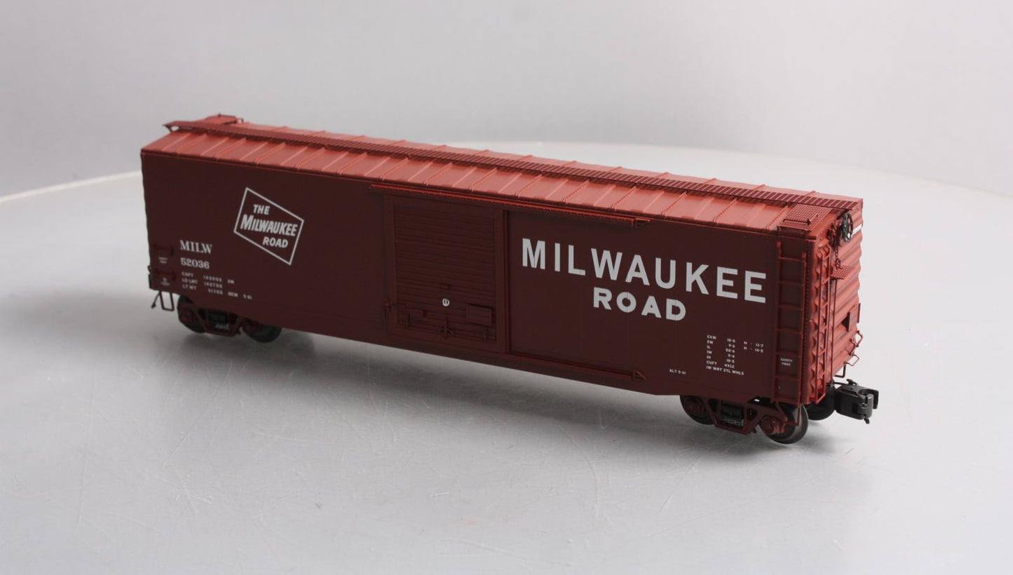 MTH 20-93560 O Gauge Milwaukee Rd. 50' Ps-1 Boxcar #52036 w/Youngstown Door