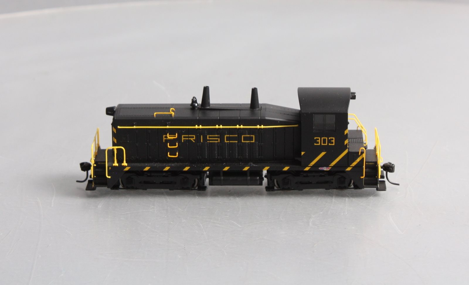 Broadway Limited 2653 HO St. Louis-San Francisco EMD SW7 #304