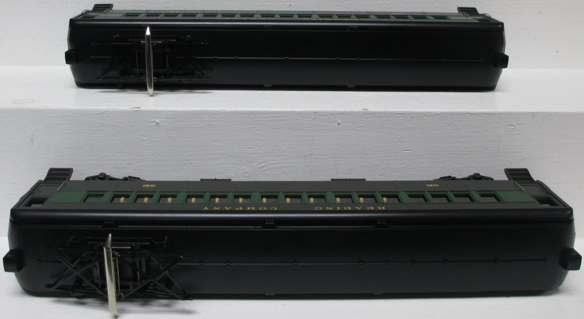 MTH 30-2650-3 O Reading MU Passenger Add-On Car Set (Set of 2)