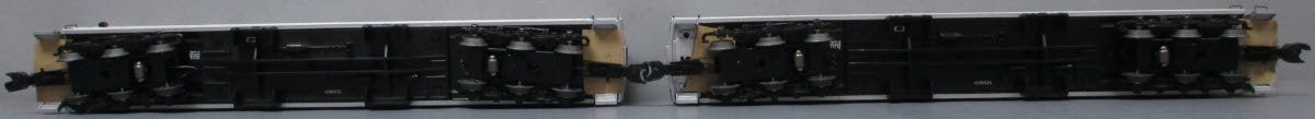 Lionel 2027110 O Santa Fe Shadow-Line Passenger Cars (Set of 2)