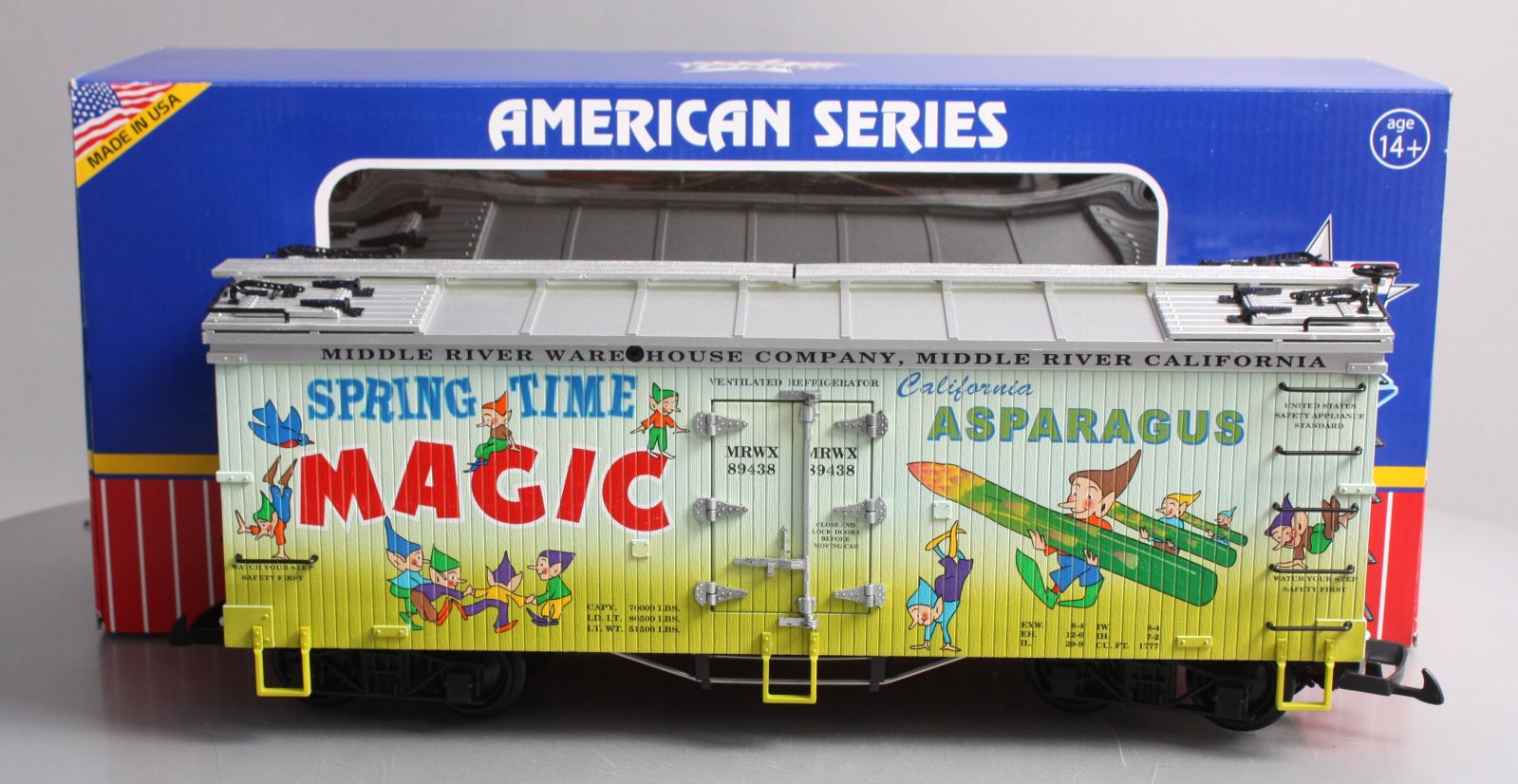 USA Trains R16465 G Spring Time Magic Refrigerator Car (Two Tone Blue/Green)