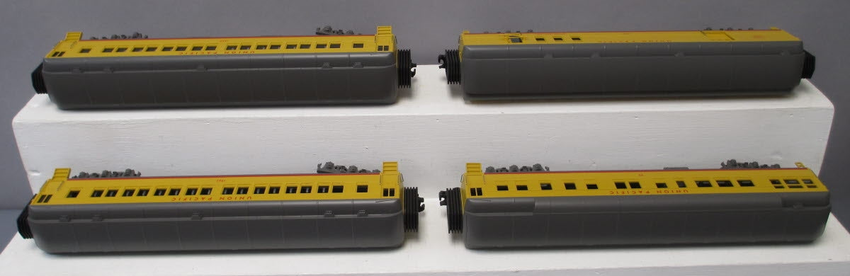 MTH 30-69091 O Union Pacific 60' Madison Passenger Car Set (Set of 4)