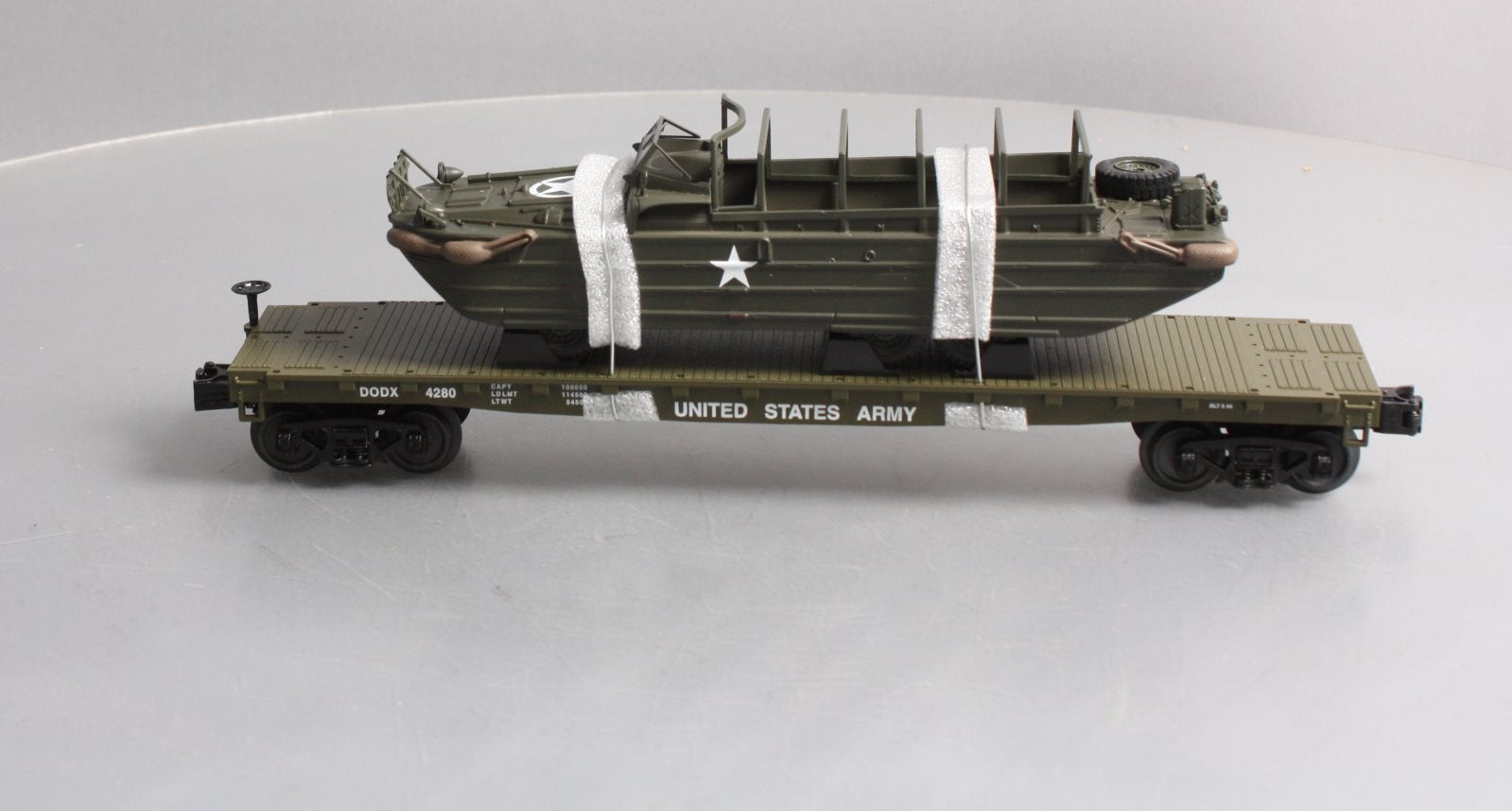 MTH 30-76778 O US Army Flatcar with GMC DUKW 353 #4280