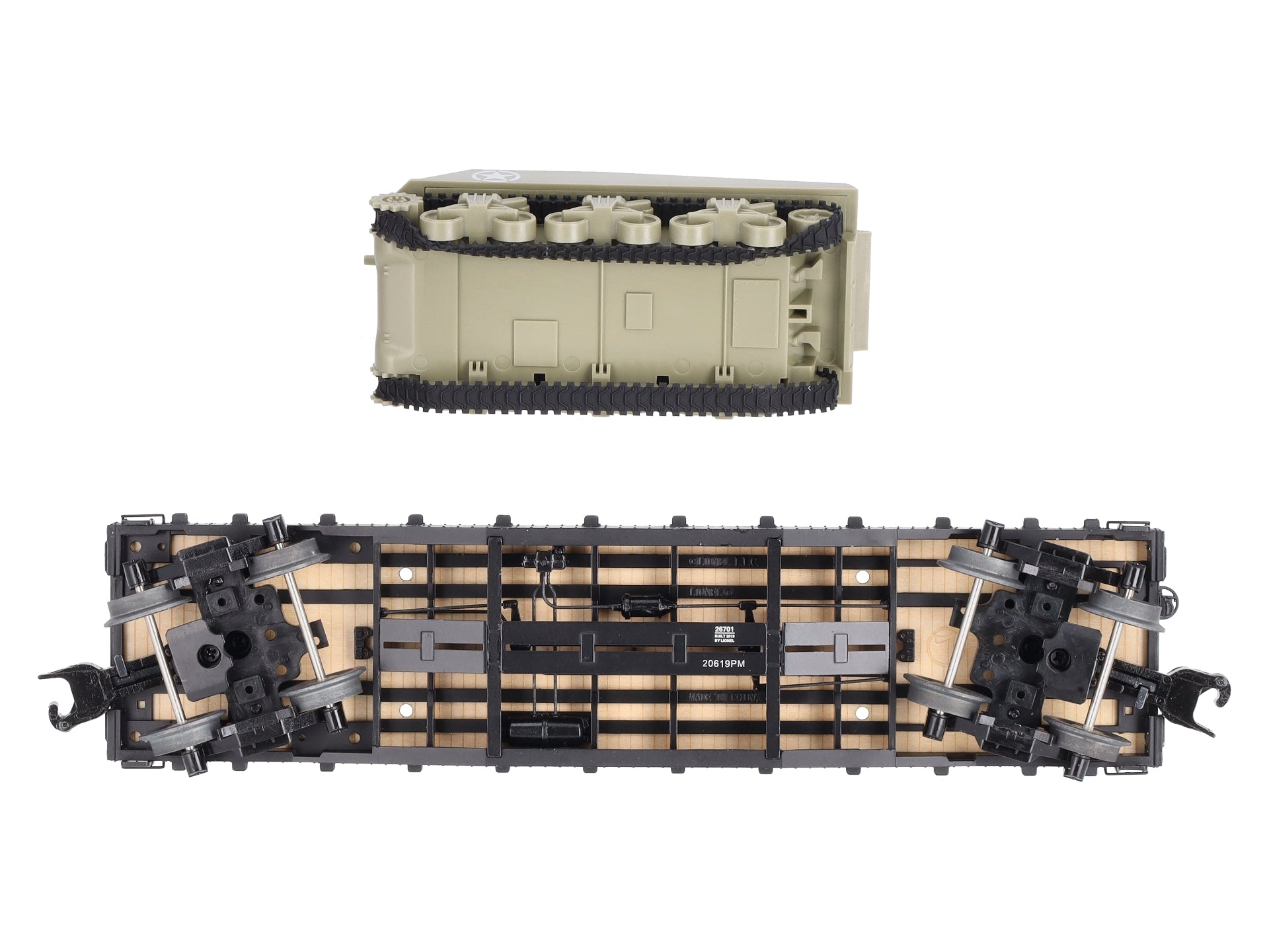 Lionel 1926701 O Boston and Maine 40' Flatcar with Sherman Tank #33700