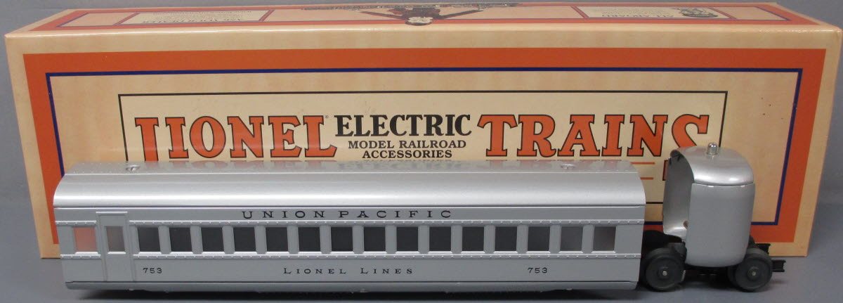 MTH 11-80004 Union Pacific Streamlined Artictulated Coach