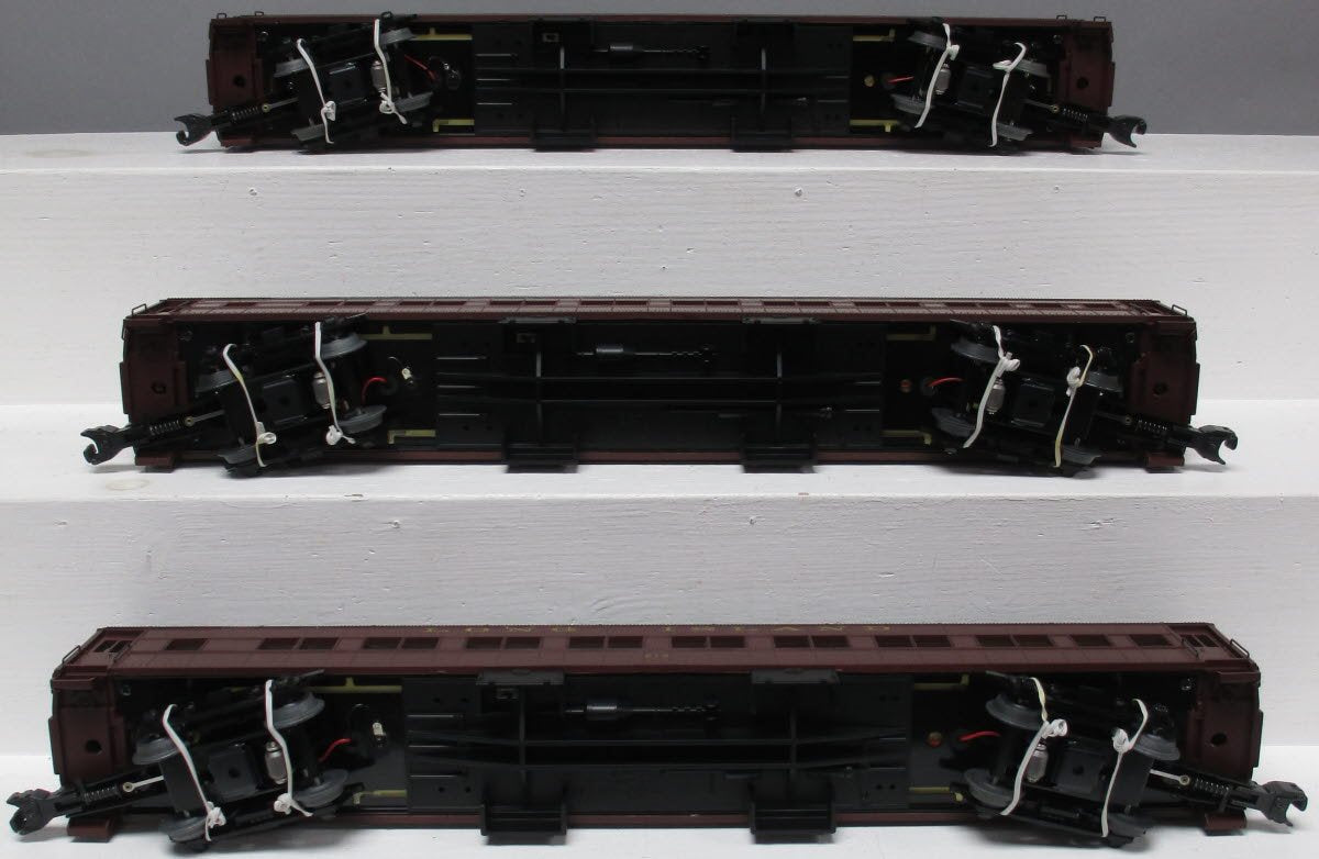 Lionel 6-15564 O Gauge Long Island Heavyweight Passenger Cars (Pack of 3)