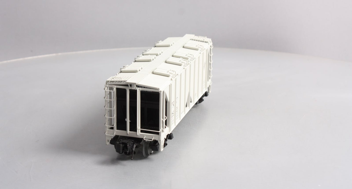Atlas 8385-1 O Gauge Chicago & North Western Covered Hopper Car #68265 (3 Rail)