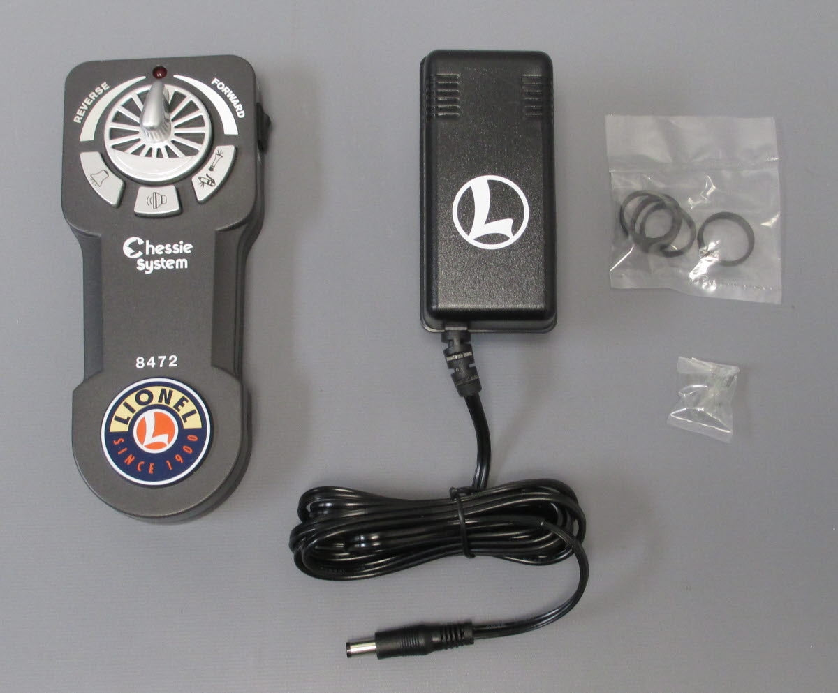 Lionel 6-82324 O Gauge Chessie System LionChief  Diesel Freight Train Set