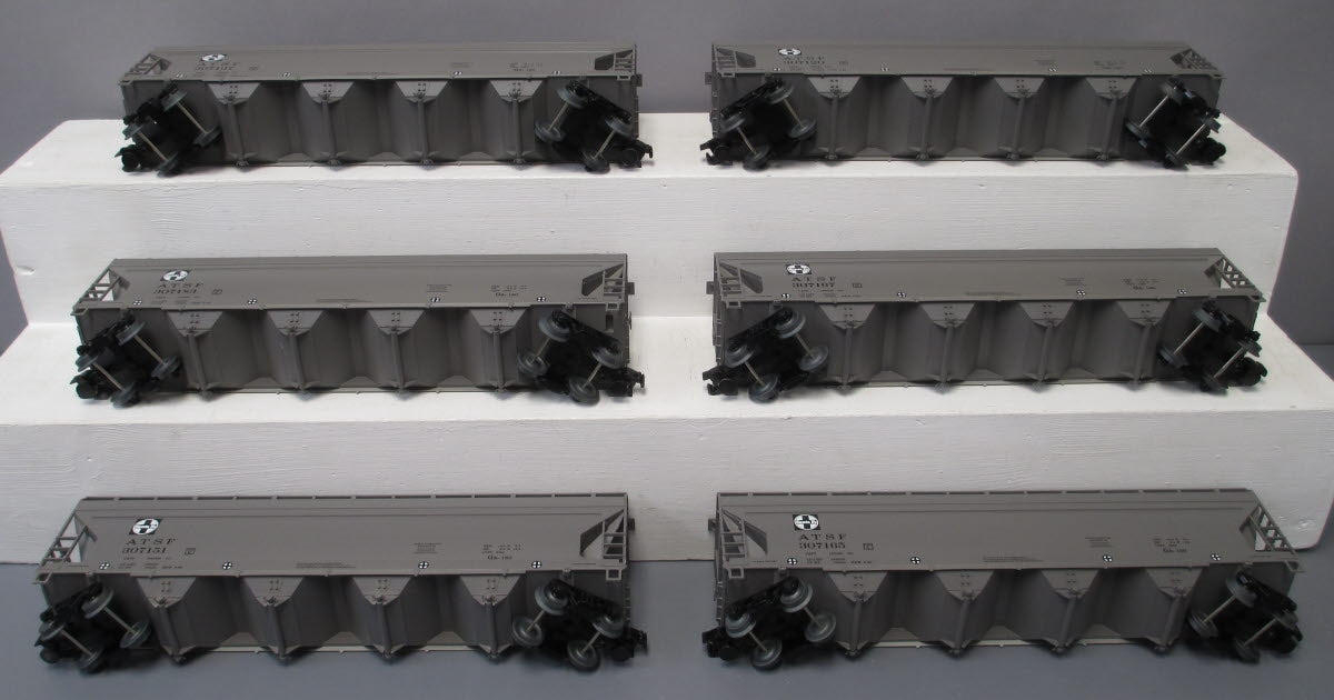 Lionel 3-17150 O Santa Fe 4 Bay Hopper Covered Hopper (Pack of 6)