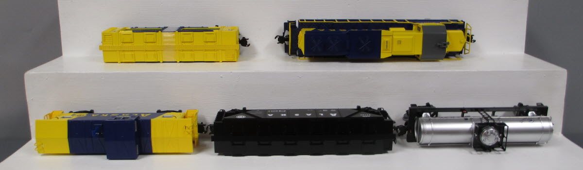 Lionel 2023150 Alaska LionChief O Gauge Diesel Freight Starter Train Set