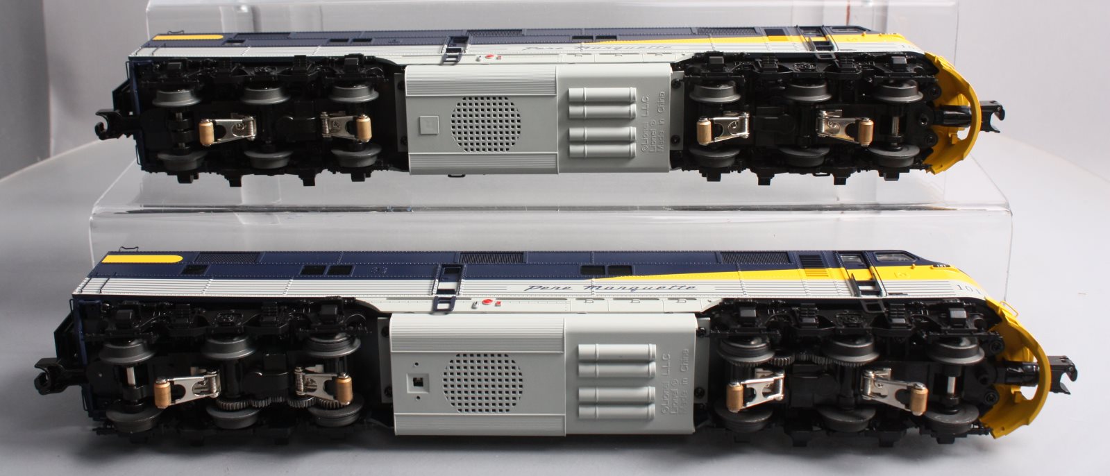 Lionel 6-82833 Pere Marquette AA E7 Diesel Locomotive Set