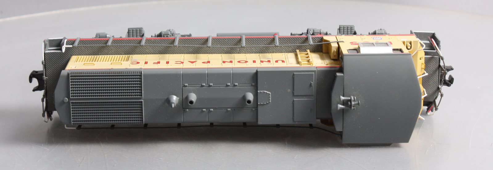 MTH 30-2815-1 O Union Pacific MP15AC Diesel Engine w/Proto-Sound 2.0 #1465
