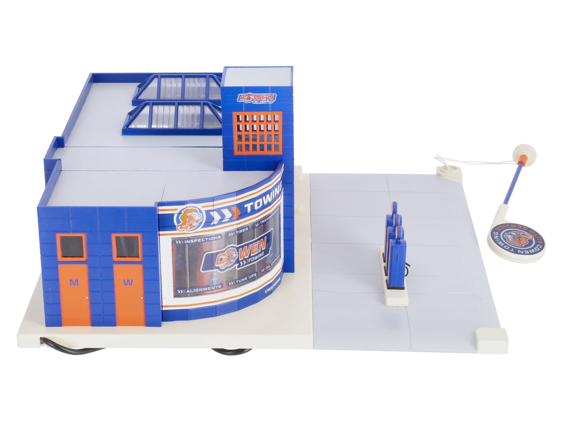 Lionel 2129240 O Plug-Expand-Play Cowens Towing Garage Building
