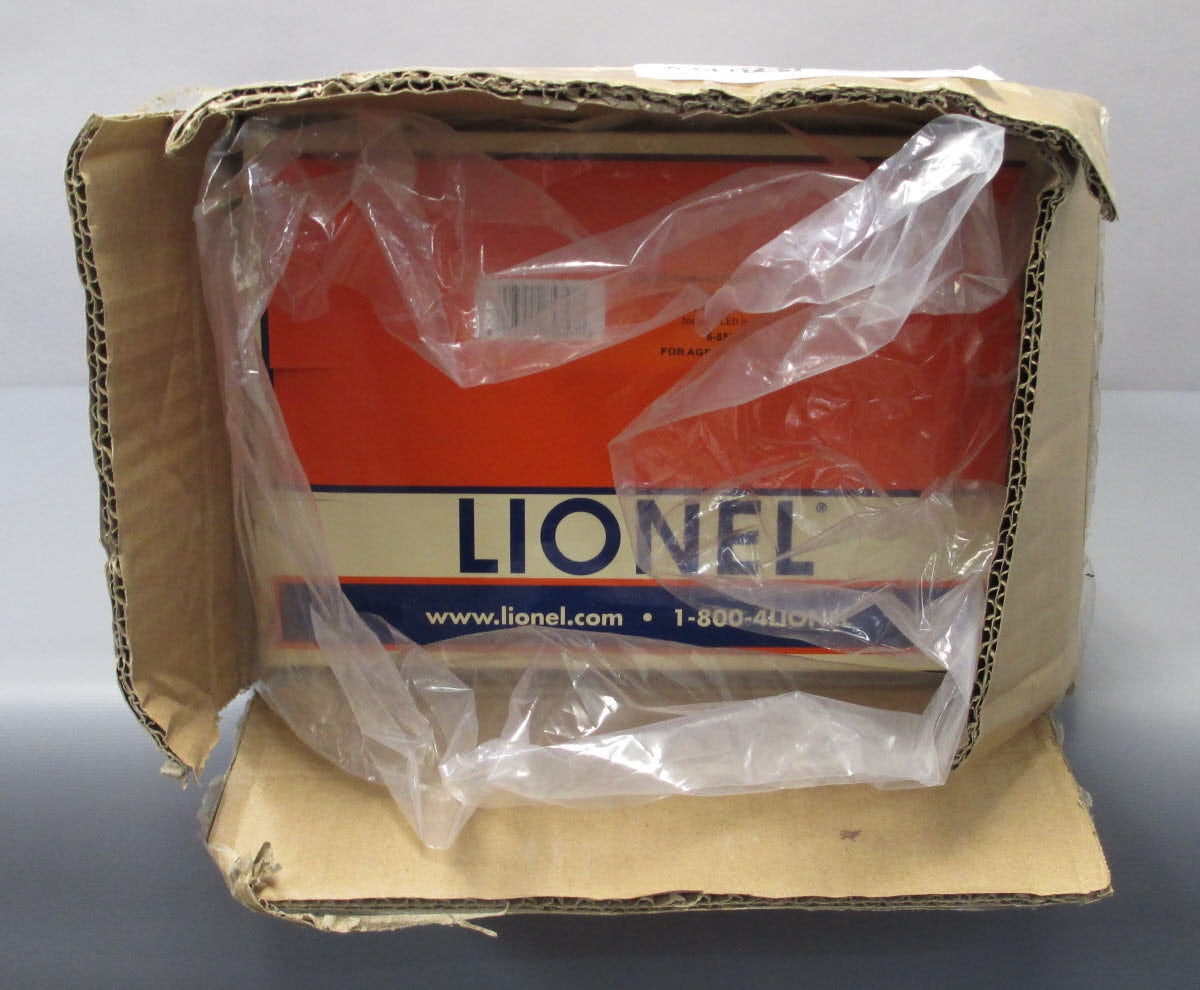 Lionel 6-85357 O Gauge Milwaukee Columbian 18'' Heavyweight 2-Car Passenger Set