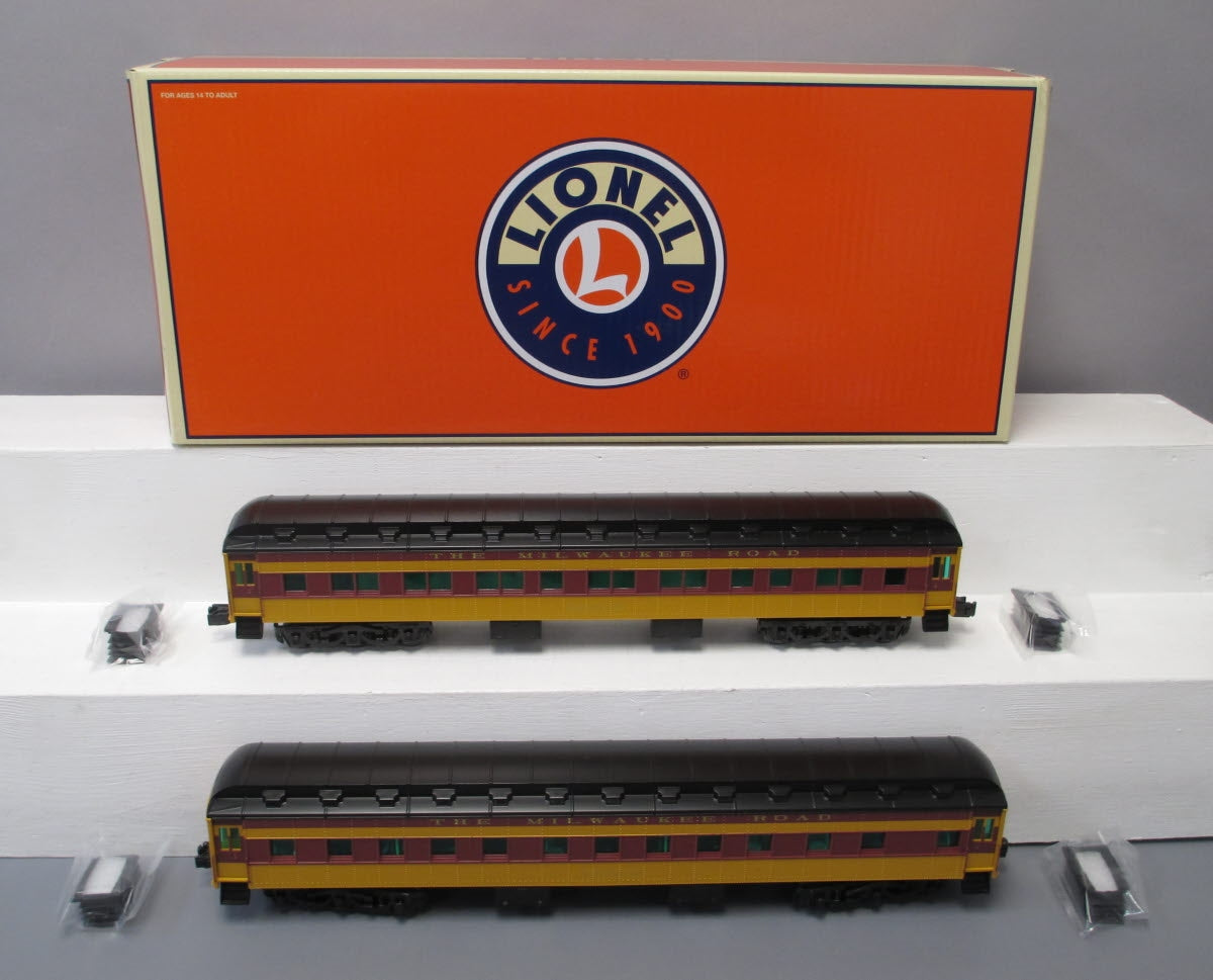 Lionel 6-85357 O Gauge Milwaukee Columbian 18'' Heavyweight 2-Car Passenger Set