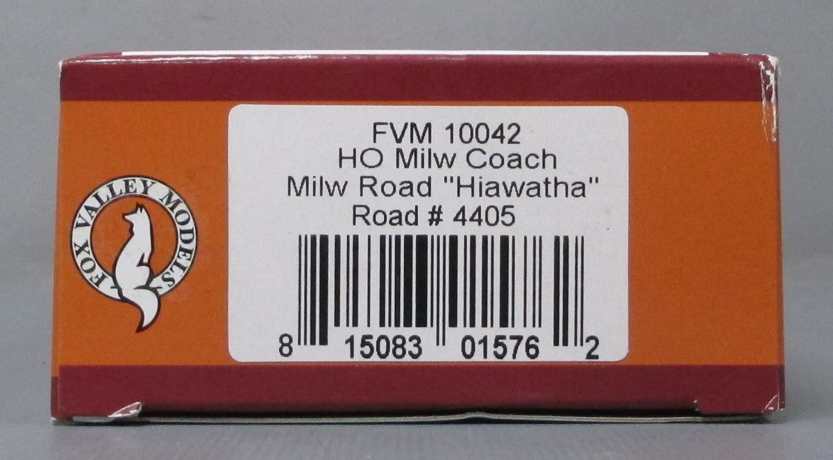 Fox Valley Models 10042 HO MILW Hiawatha Coach Passenger Car #4405