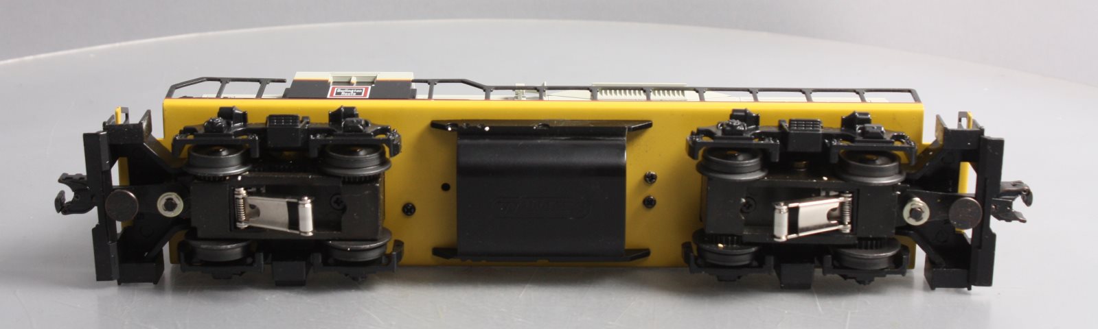 Williams 323 Burlington GP-9 Pwd. Diesel Loco w/Horn