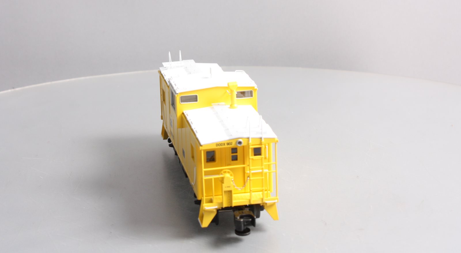 Lionel 6-85079 O Gauge DODX Wide Vision Caboose #902