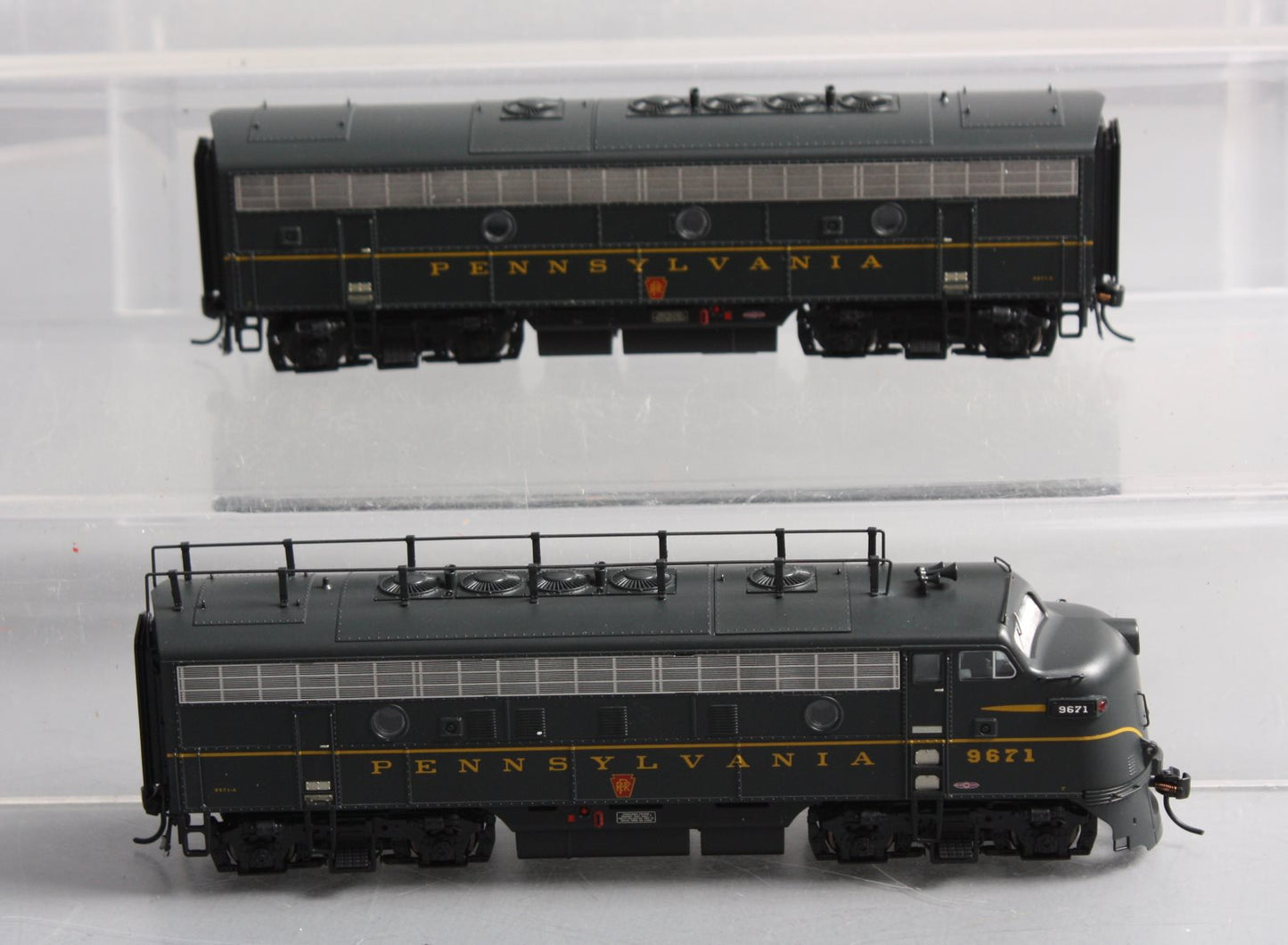 Broadway Limited 4848 HO Pennsylvania F7 A/B Diesel Locomotive #9671A/9671B