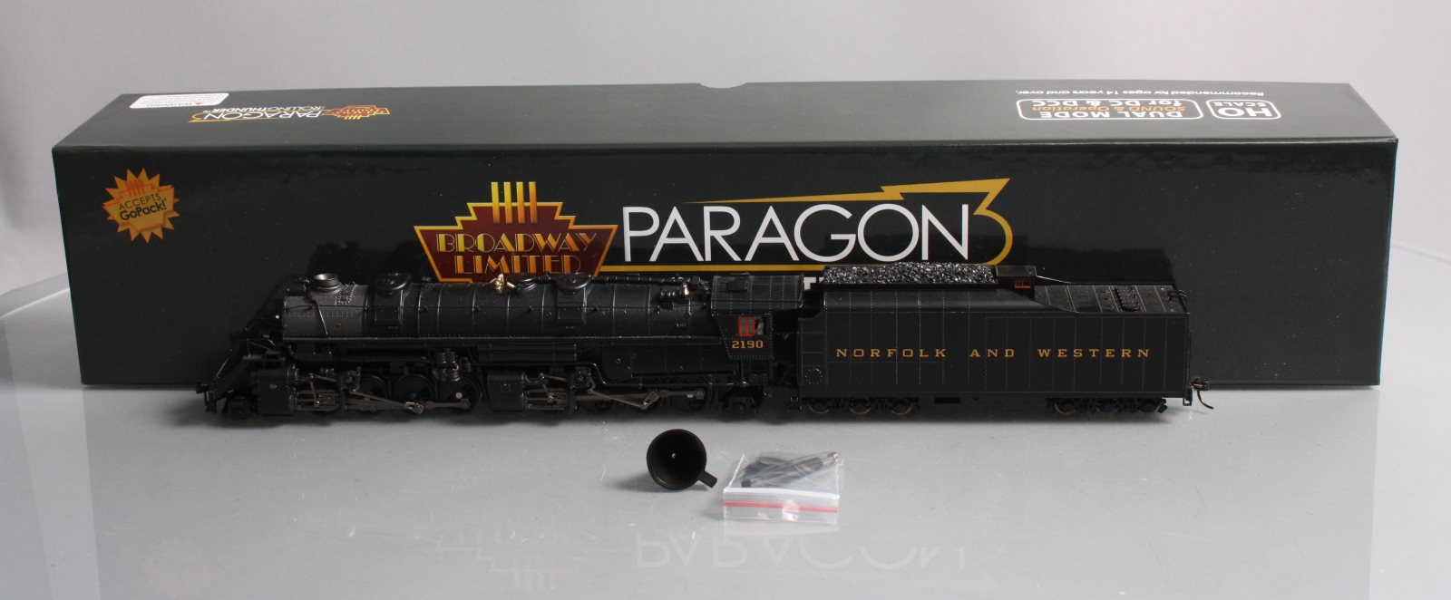 Broadway Limited 6413 HO N&W Y6b 2-8-8-2 Steam Locomotive w/ 22I Tender #2190