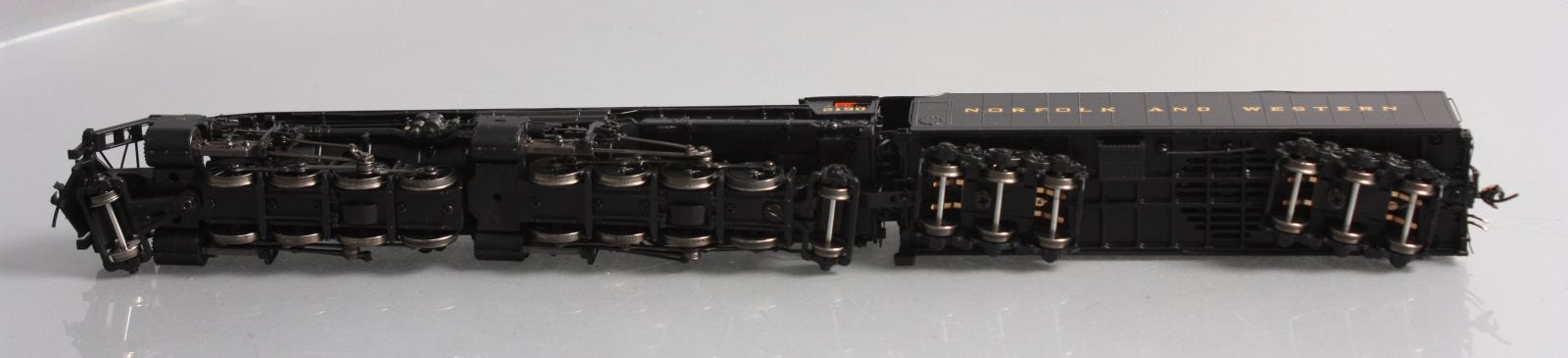 Broadway Limited 6413 HO N&W Y6b 2-8-8-2 Steam Locomotive w/ 22I Tender #2190