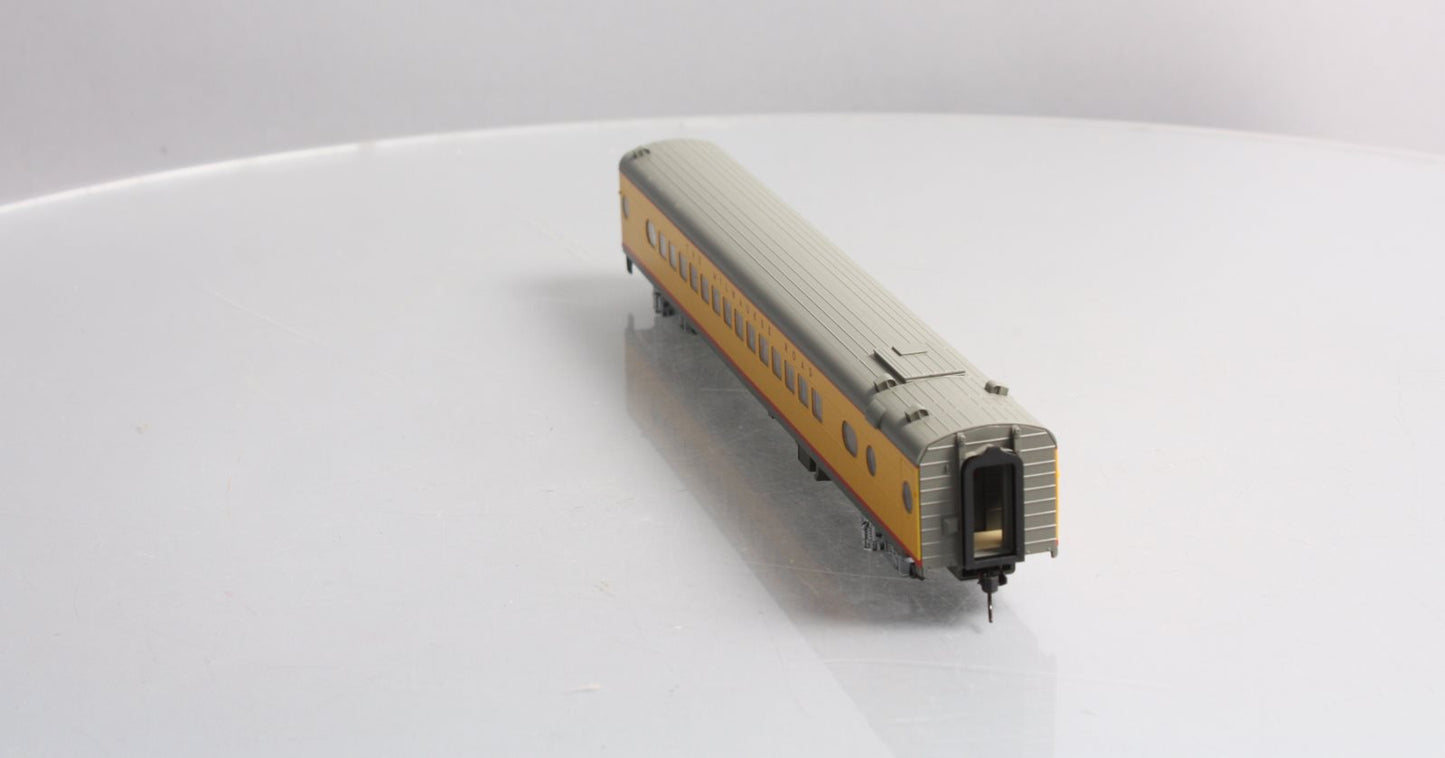 Walthers 932-9251 HO Milwaukee Hiawatha 30-Seat Parlor Car