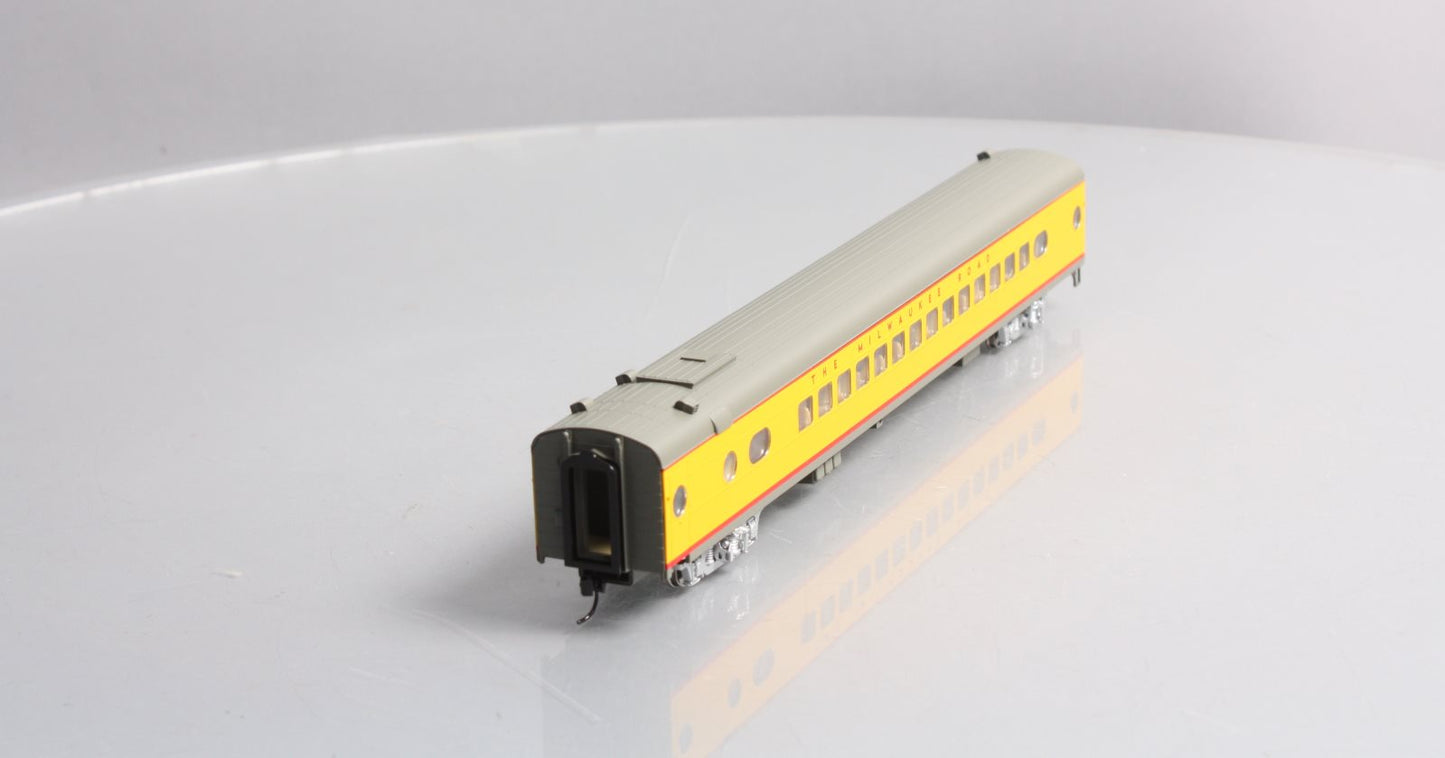 Walthers 932-9251 HO Milwaukee Hiawatha 30-Seat Parlor Car