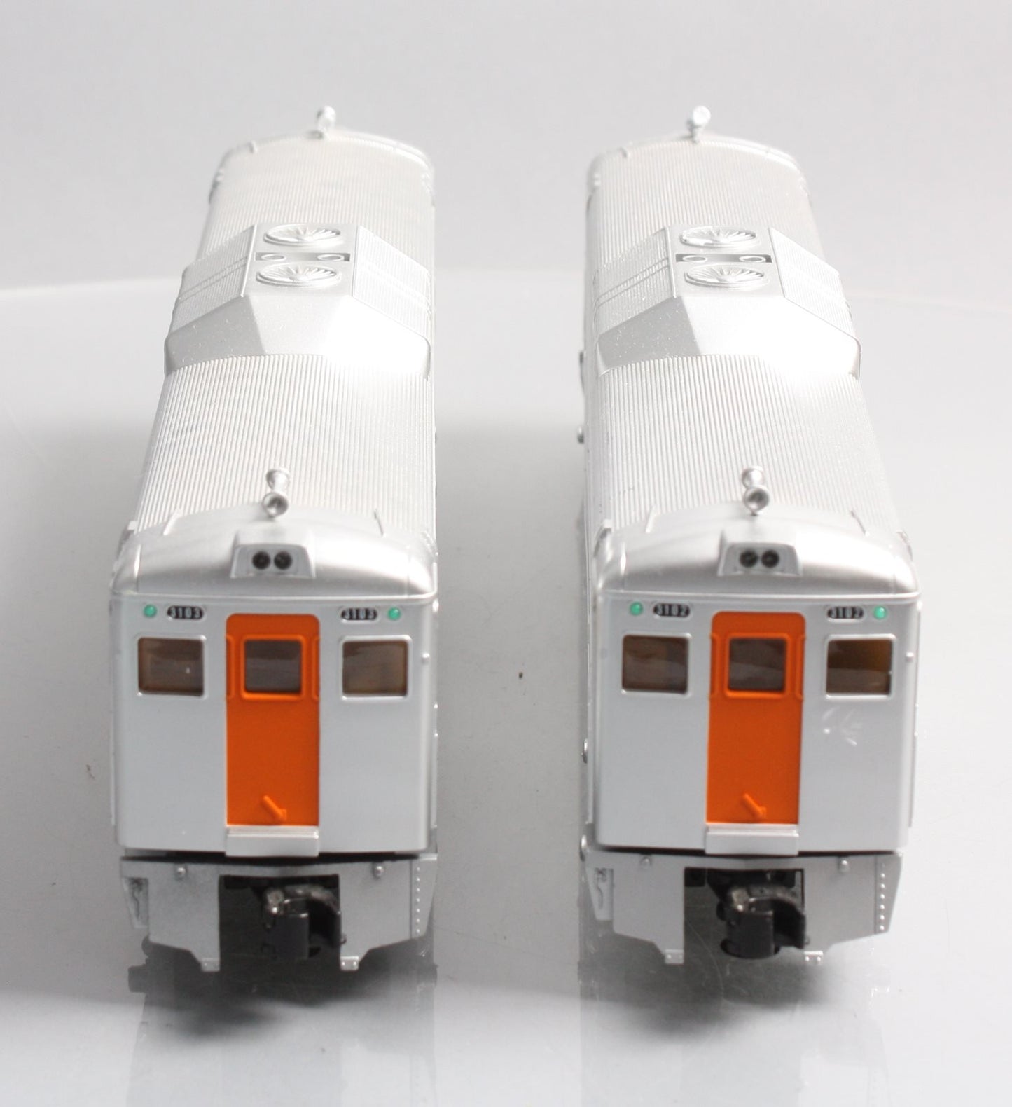 MTH 30-2843-3 O Long Island RDC Budd Car Add-On Set (Set of 2)