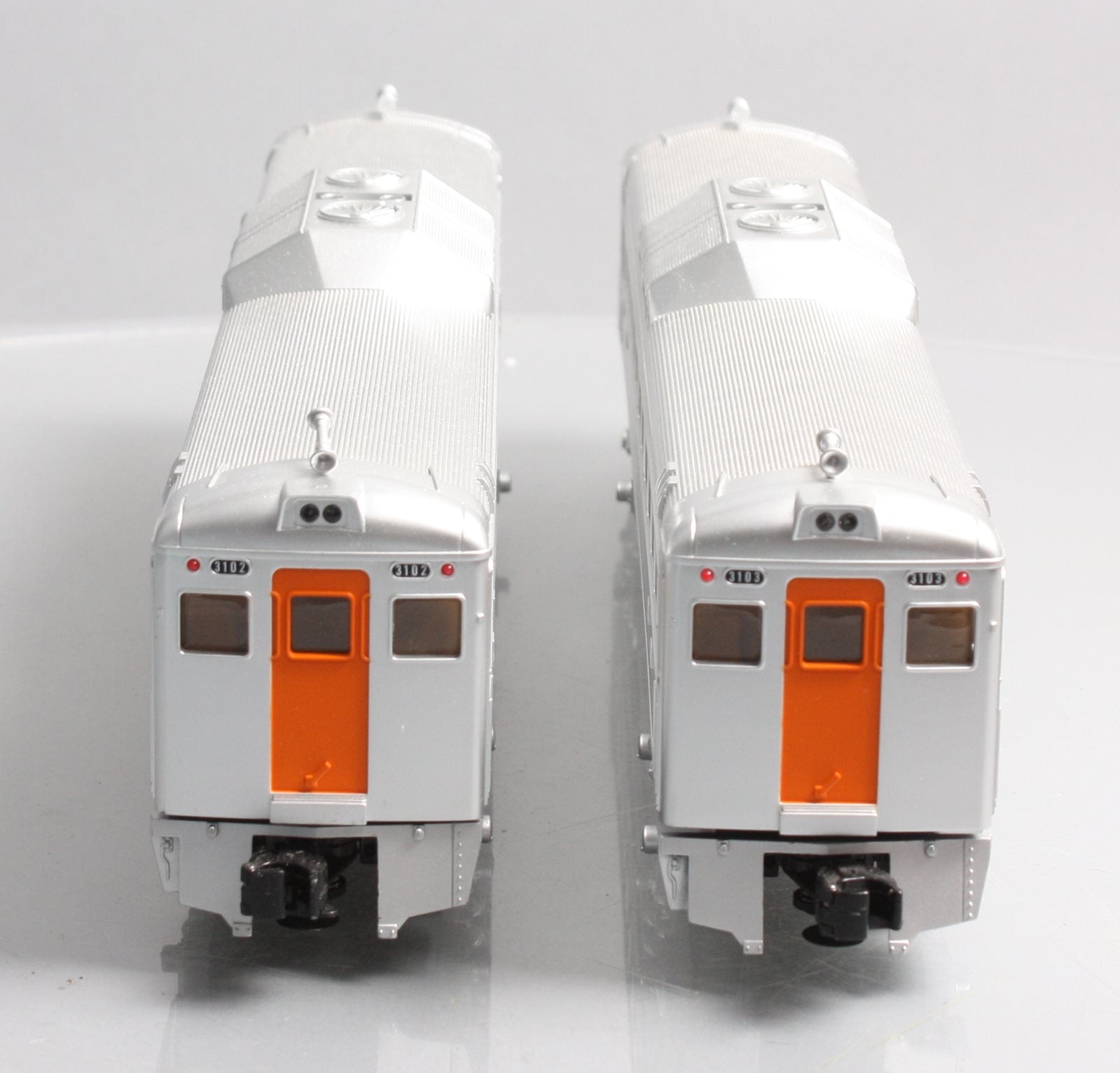 MTH 30-2843-3 O Long Island RDC Budd Car Add-On Set (Set of 2)