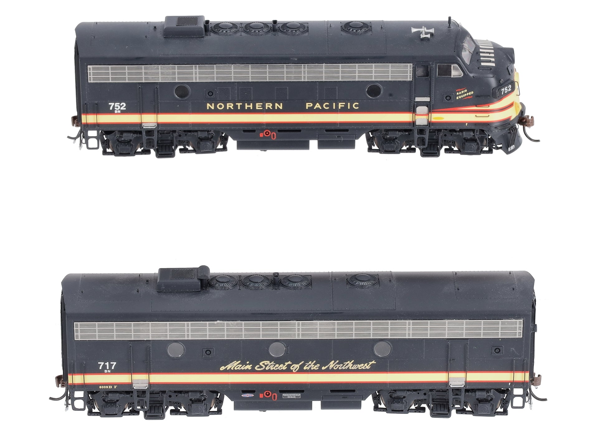 Athearn G12344 HO Burlington Northern (exNP) F7 AB Diesel Locomotives #752/717