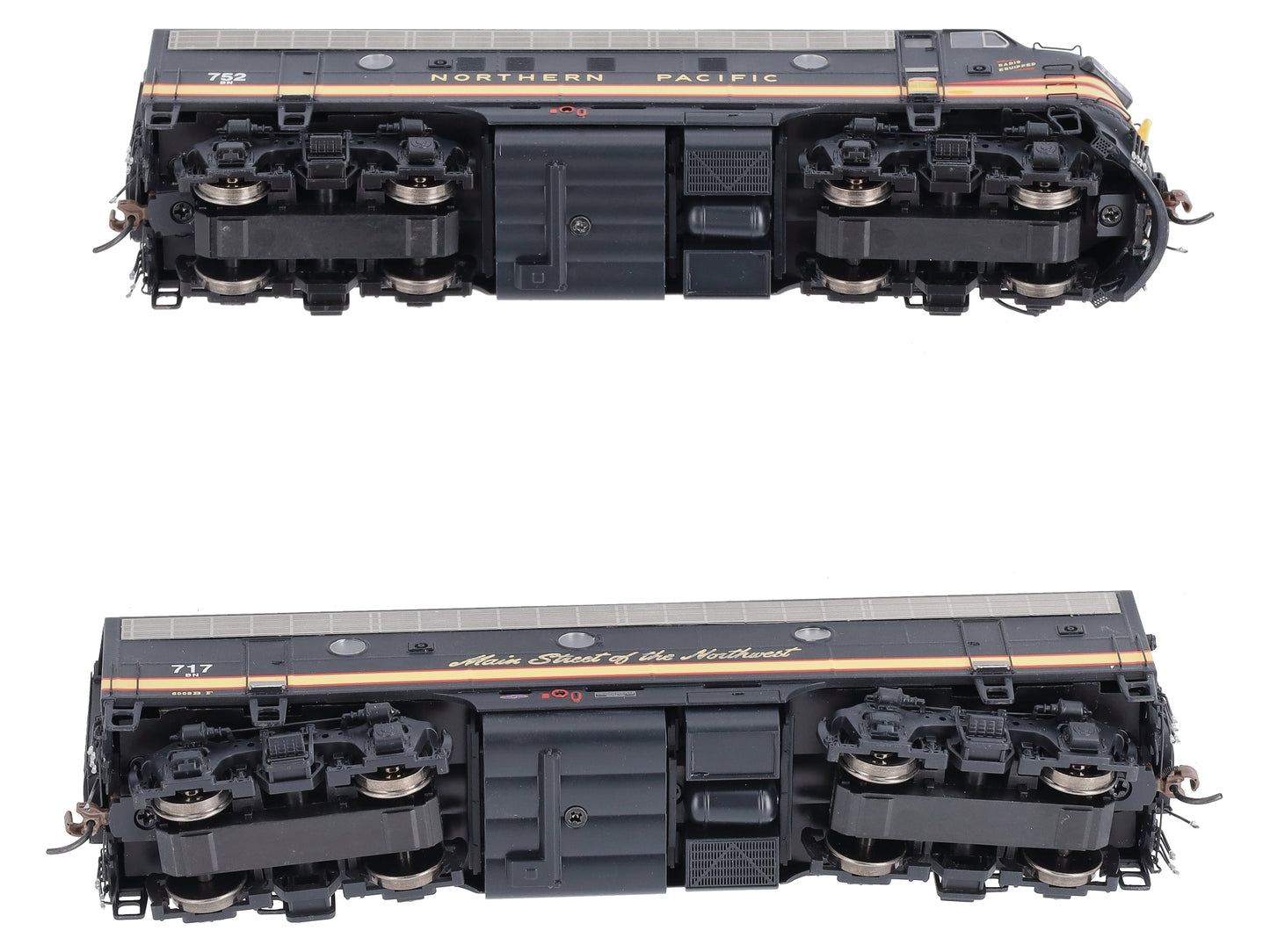 Athearn G12344 HO Burlington Northern (exNP) F7 AB Diesel Locomotives #752/717