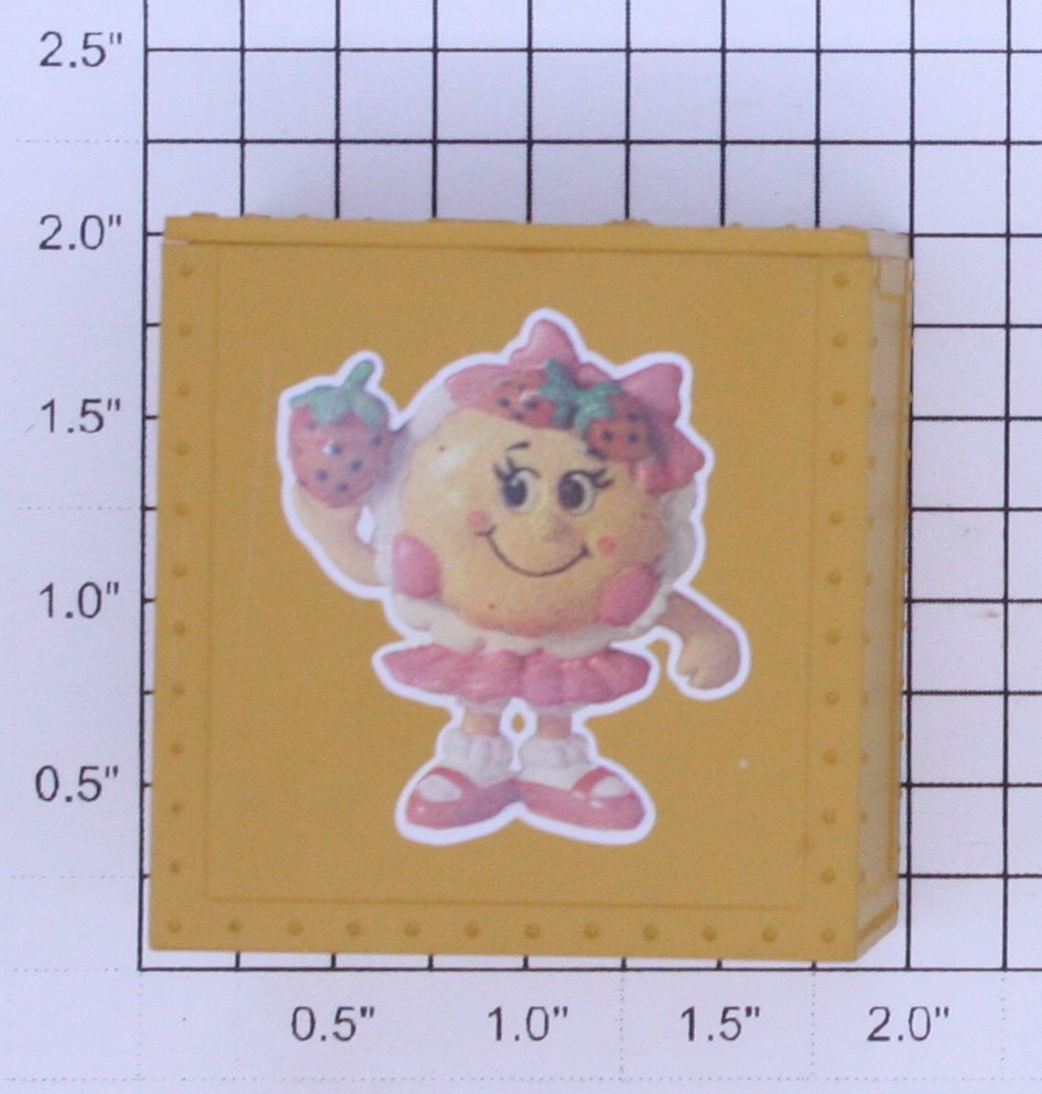 K-Line K5600-03-01D IHOP Susie Strawberry Crate with Lid