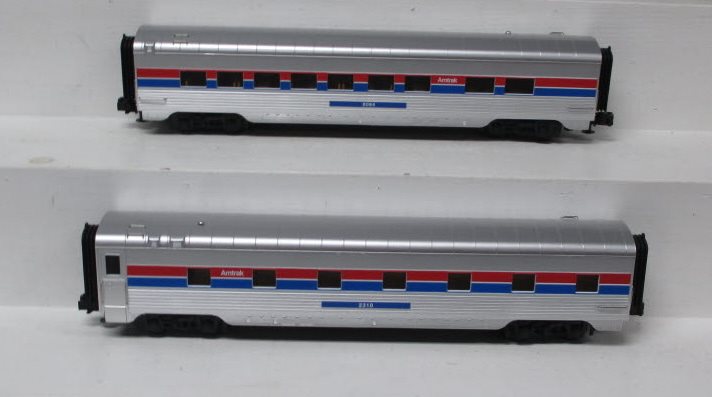 MTH 30-67997 O Amtrak 60' Streamlined Phase 2 Sleeper/Diner Set (Set of 2)