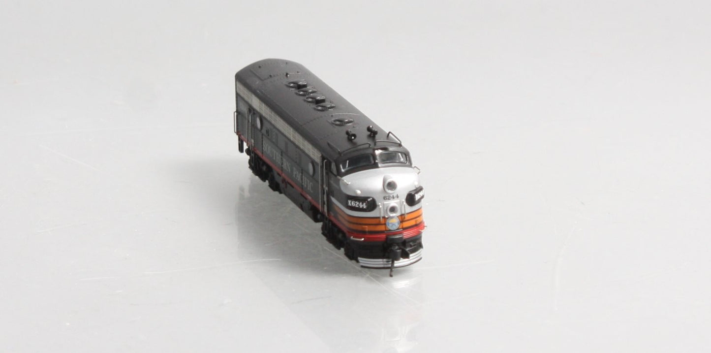 Broadway Limited 6882 N Scale SP EMD F7A Diesel Locomotive #6244 w/Paragon4