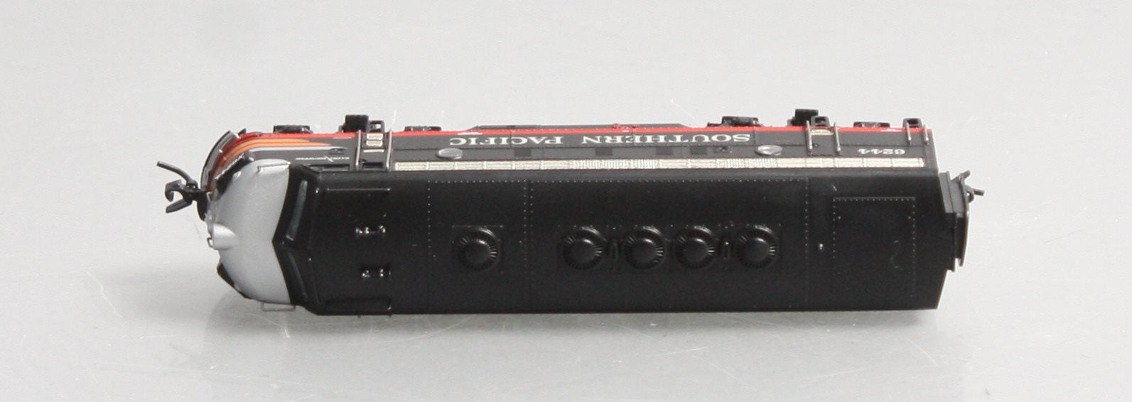 Broadway Limited 6882 N Scale SP EMD F7A Diesel Locomotive #6244 w/Paragon4