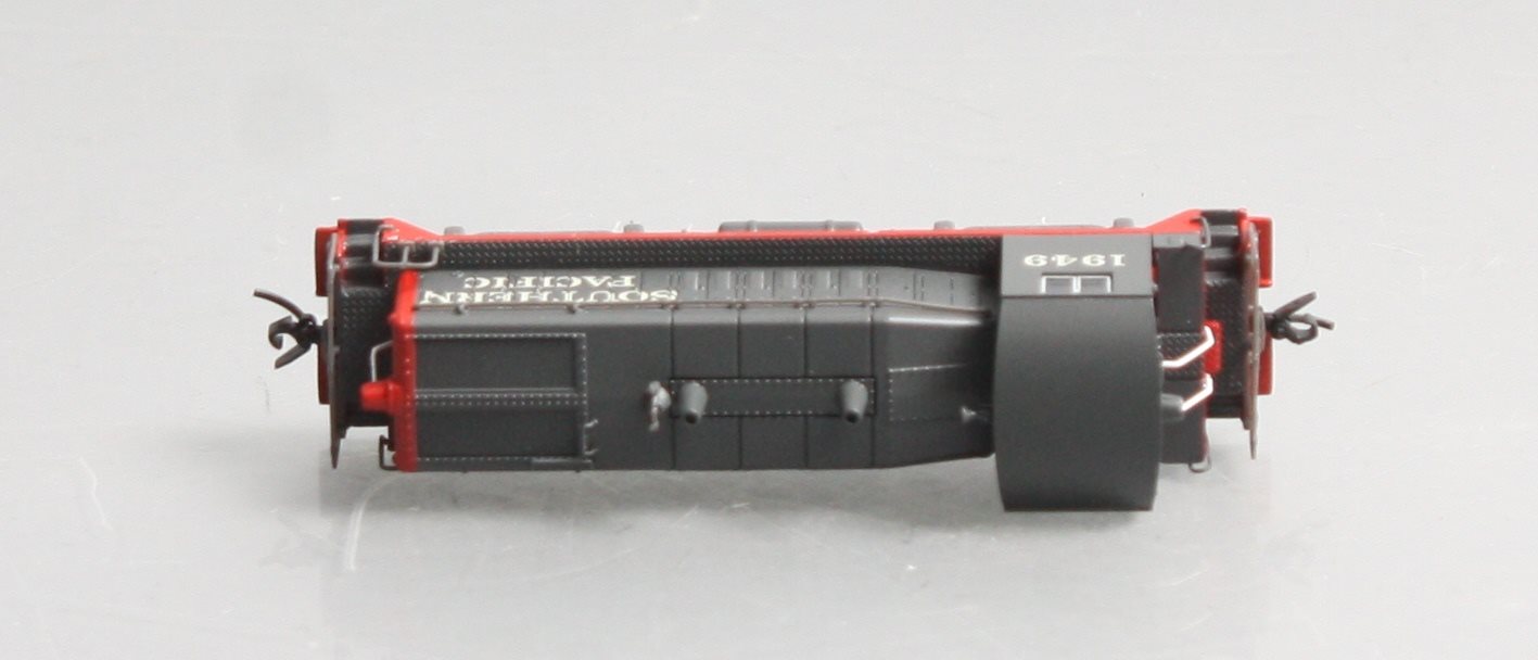 Broadway Limited 3923 N SP EMD NW2 Diesel Locomotive Sound/DC/DCC #1949