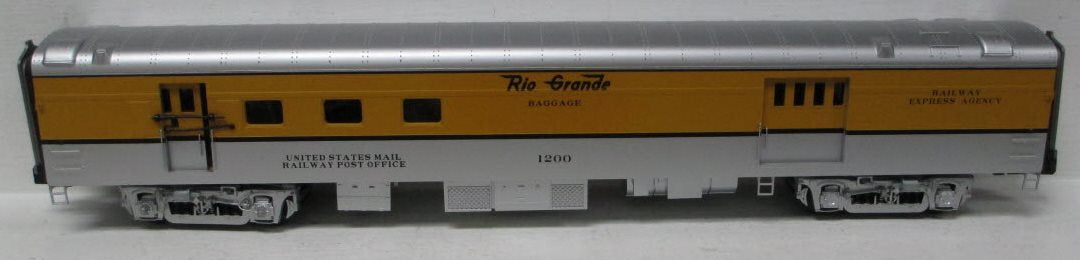 MTH 20-68210 O Gauge D&RGW 70' Passenger Car #1200