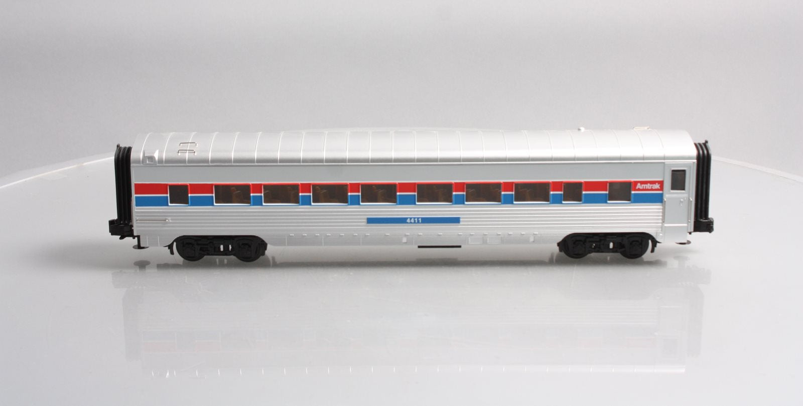 MTH 30-67998 O Amtrak (Phase 2) 60' Streamlined Coach Car #4411