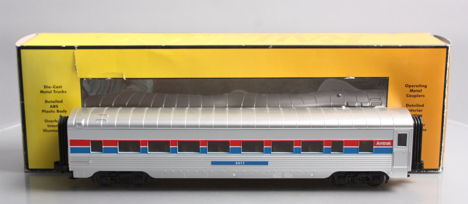 MTH 30-67998 O Amtrak (Phase 2) 60' Streamlined Coach Car #4411