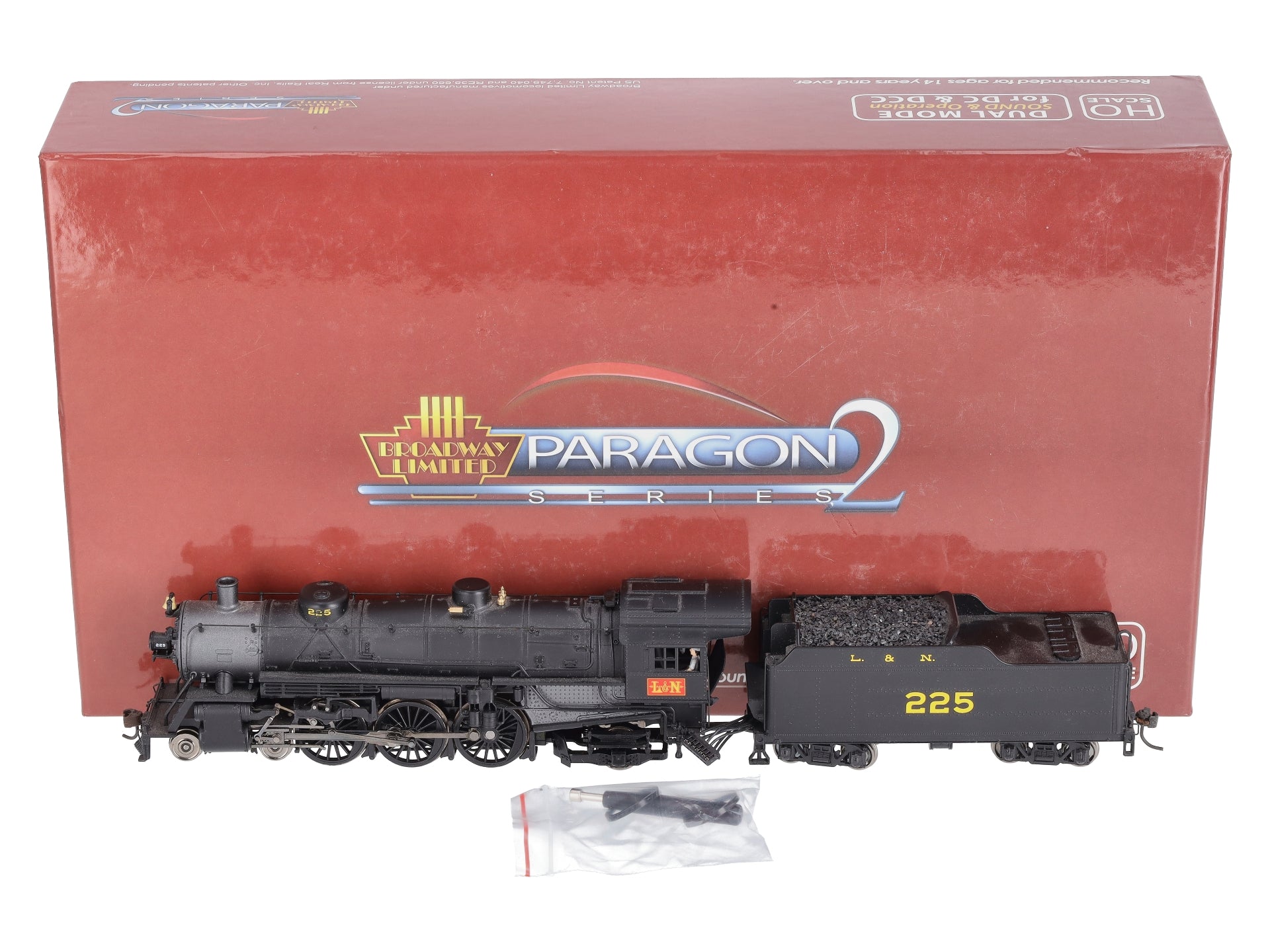 Broadway Limited 1059 HO Louisville & Nashville USRA Light Pacific 4-6-2 #225