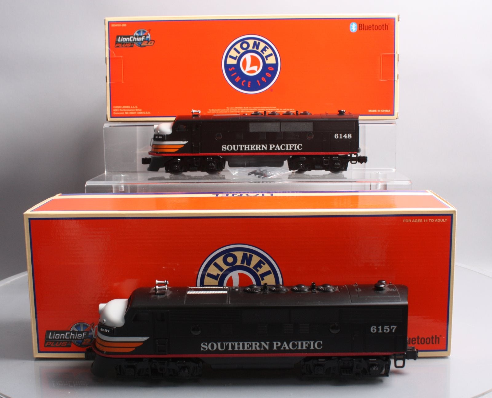 Lionel 2034130 O SP F3 AA Lionchief Plus 2.0 Diesel Locomotive #6148/#6157