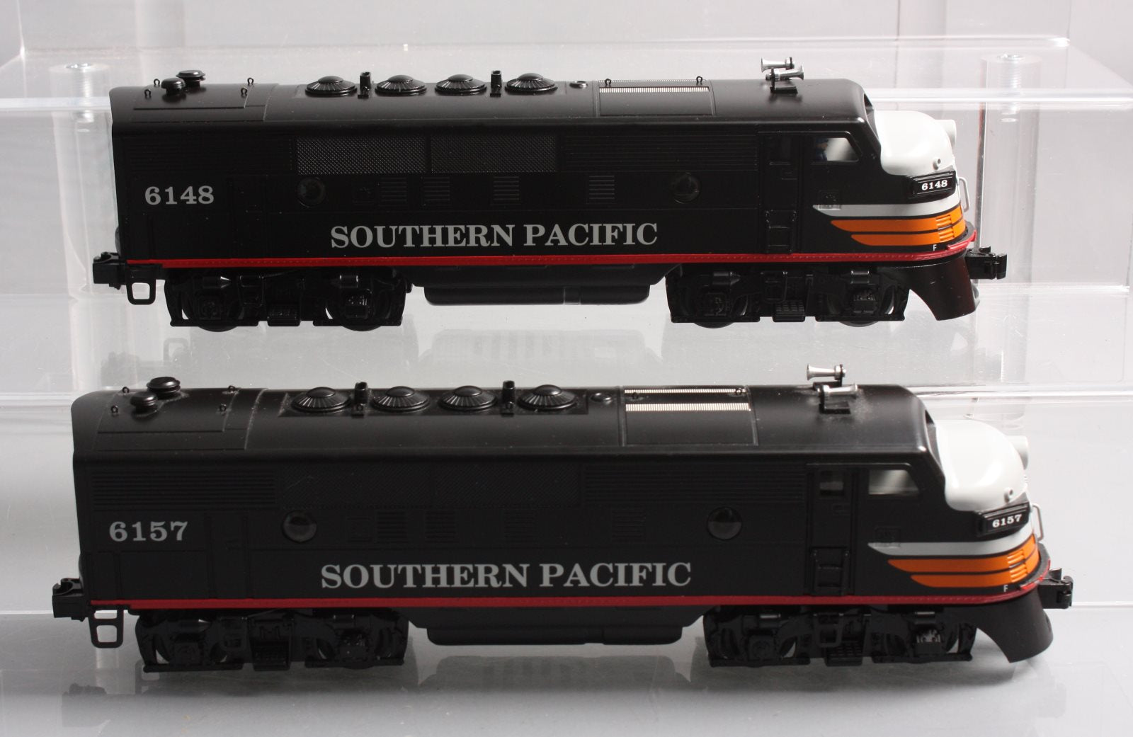 Lionel 2034130 O SP F3 AA Lionchief Plus 2.0 Diesel Locomotive #6148/#6157