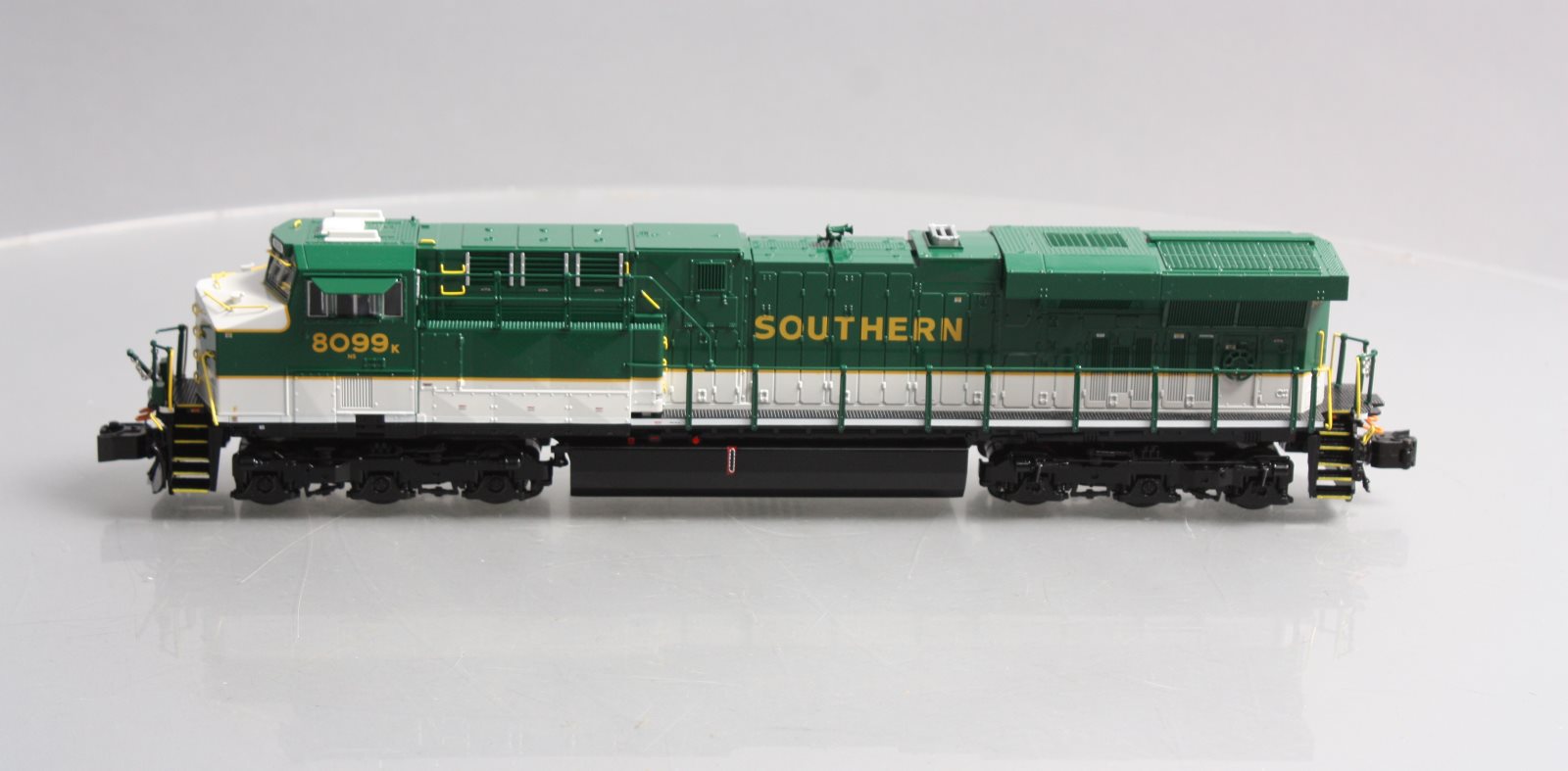 American Flyer 6-42556 S NS Heritage Southern ES44AC Diesel Loco #8099 w Legacy