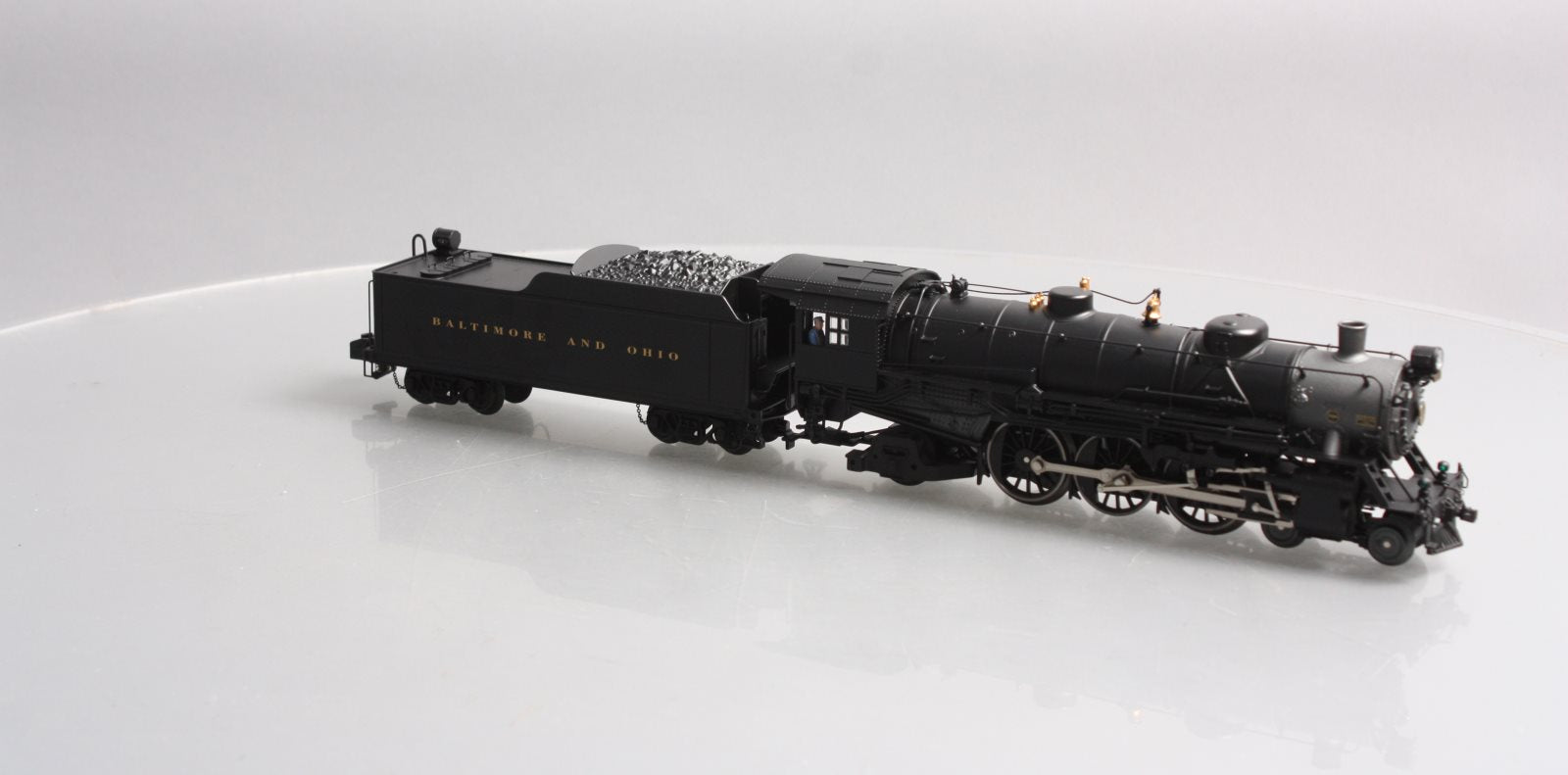 American Flyer 6-48061 S Scale Baltimore & Ohio 4-6-2 Pacific Steam Locomotive