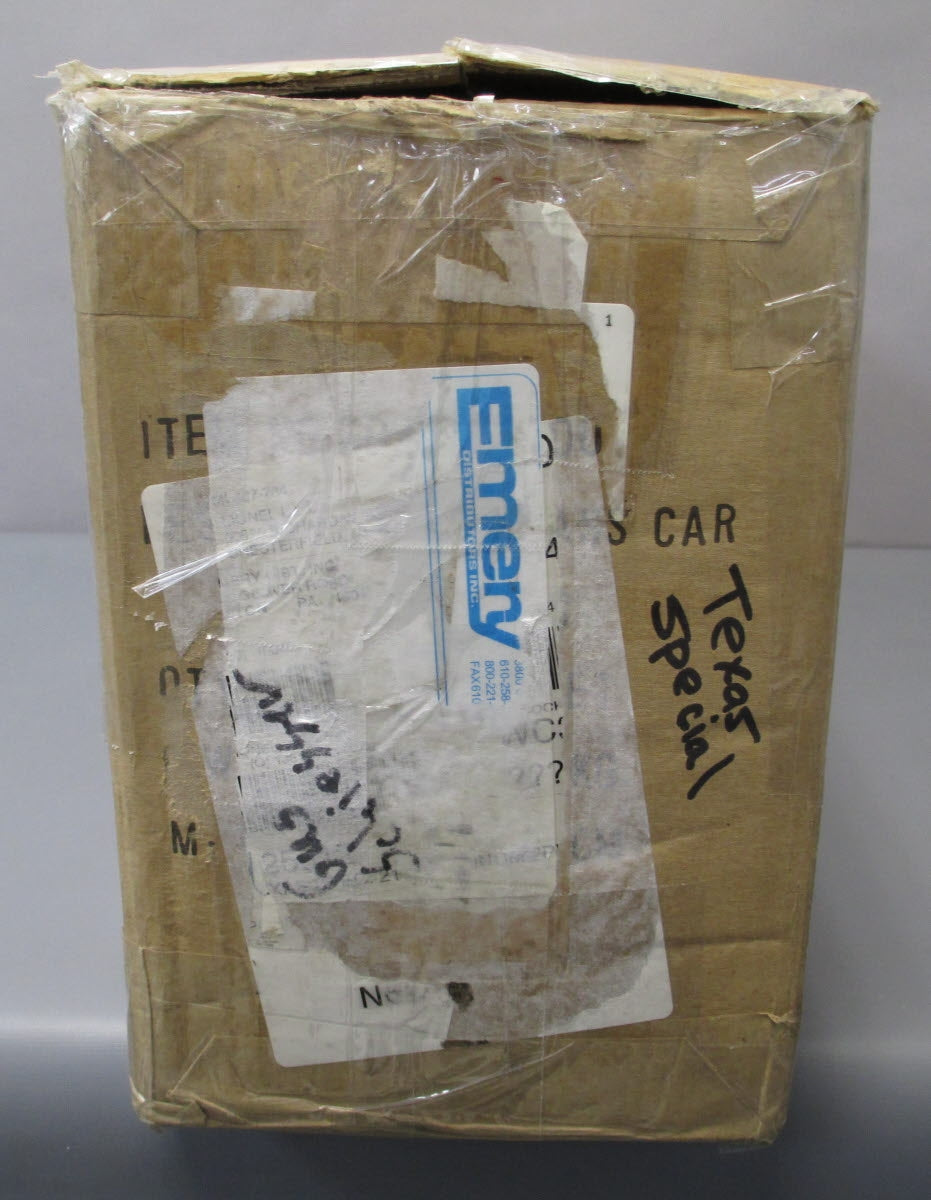 Lionel 6-25512 O Gauge Texas Special Passenger Car Set (Set of 2)