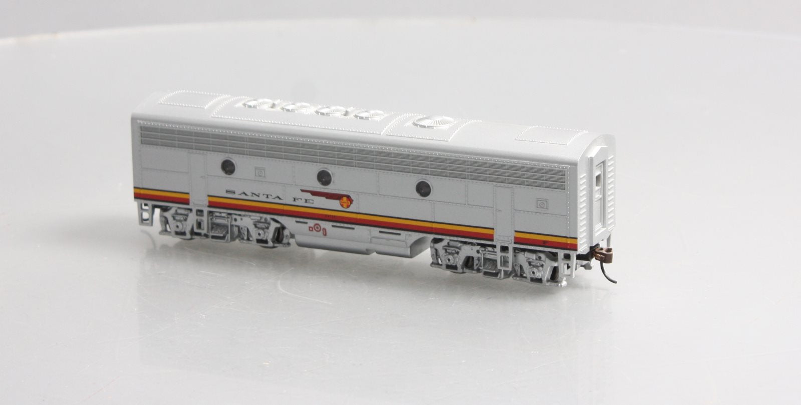 Bachmann 64401 HO Santa Fe EMD F7B Diesel Locomotive w/ Sound & DCC