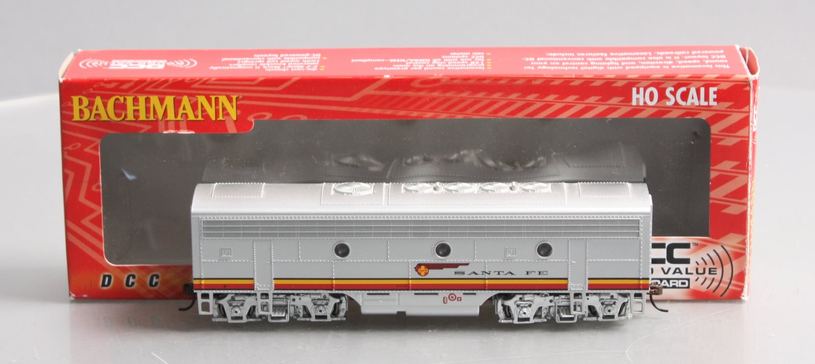 Bachmann 64401 HO Santa Fe EMD F7B Diesel Locomotive w/ Sound & DCC
