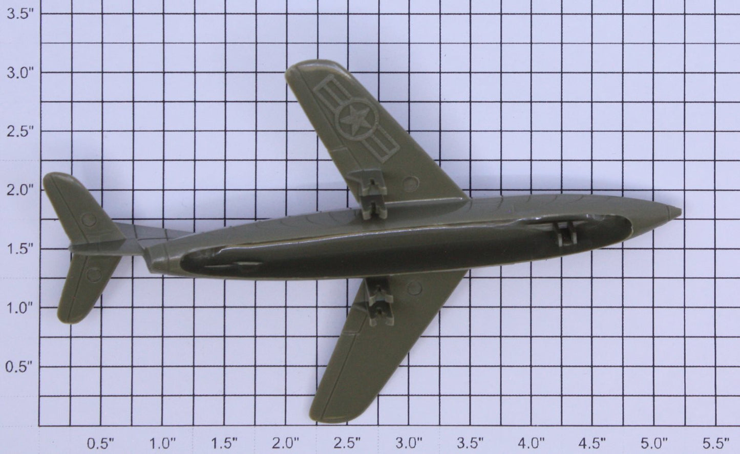 Plasticville 45986101 USAF Olive Green F-9 without Wheels