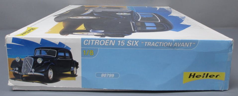 Heller 80799 1:8 Citroen 15CV 4-Door Sedan Plastic Model Kit